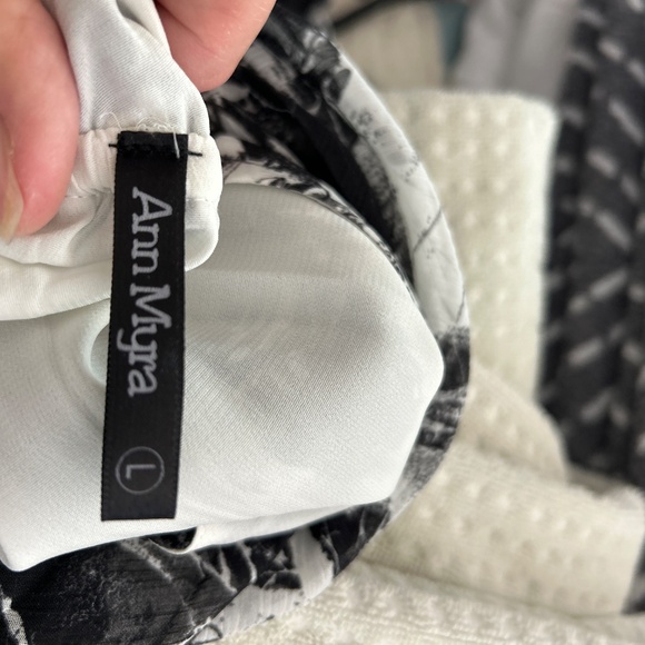 Sleeveless Ann Myra Dress L - Picture 8 of 8